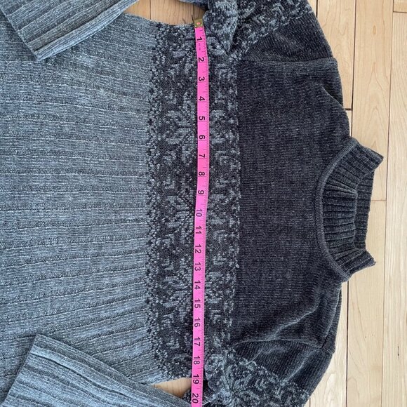 Vintage Fair Isle Chenille Style Sweater Gray Grunge Cottage Grandma Knit Size M - Picture 9 of 11